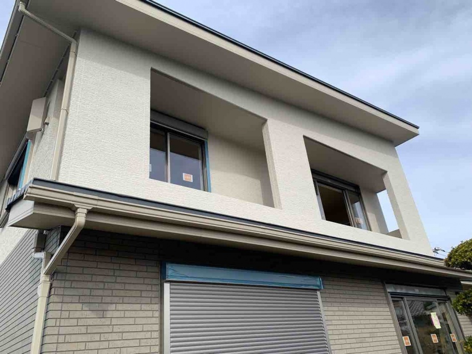 埼玉県北葛飾郡松伏町I様邸注文住宅新築工事は足場が外れて外観がわかるようになりました。