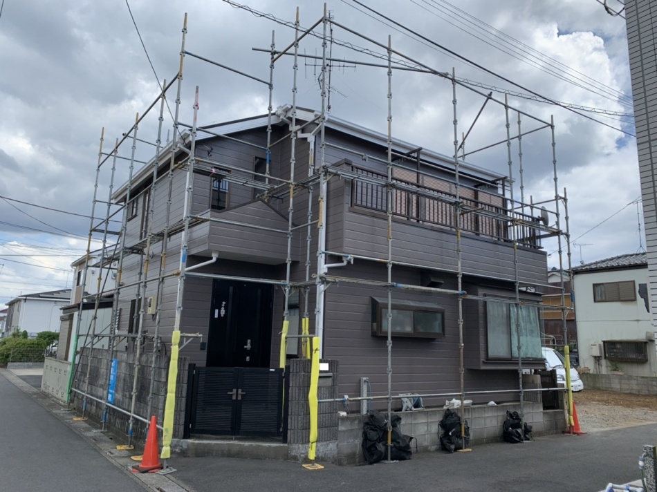 台風接近につき台風養生をしました。松井産業