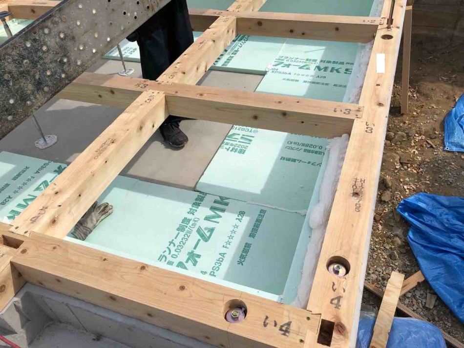 埼玉県三郷市H様邸注文住宅新築工事は木工事土台敷を行いました。