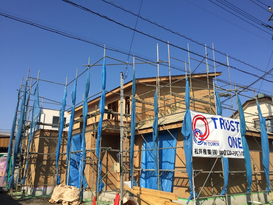 三郷市Y様邸は外壁下地ボードを施工しています。