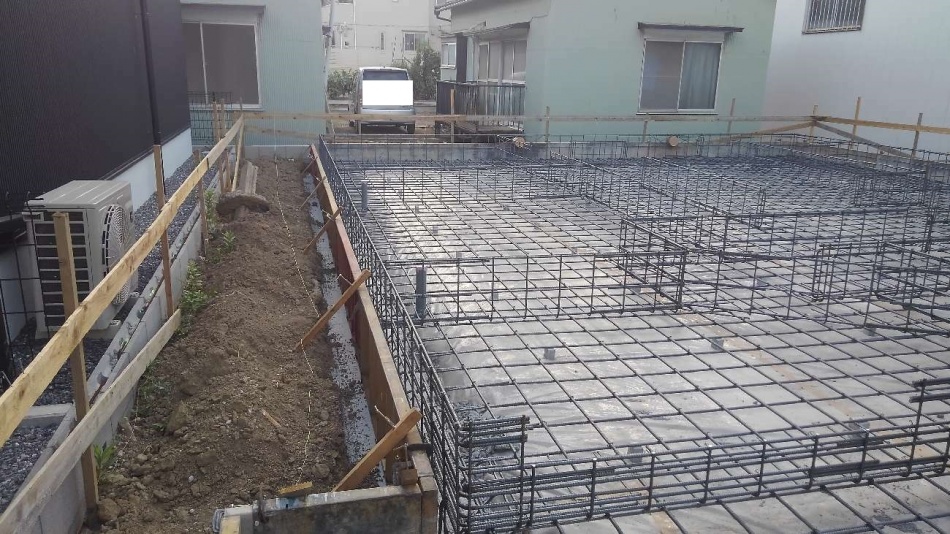 埼玉県三郷市 T様邸注文住宅新築工事は基礎配筋工事を行いました。