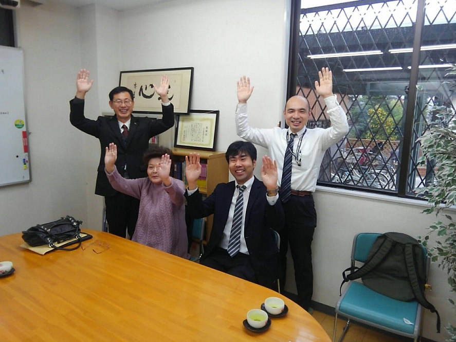 【お客様との記念撮影】三郷市彦川戸土地のご契約です。松井産業