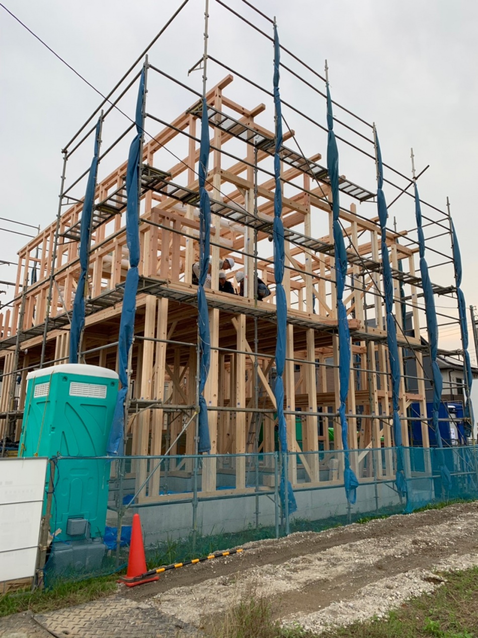 三郷市T様ガレージハウスは上棟しました。