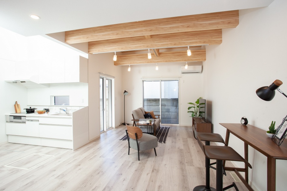 【東京都練馬区】I様邸は梁が見える天井リビングです。