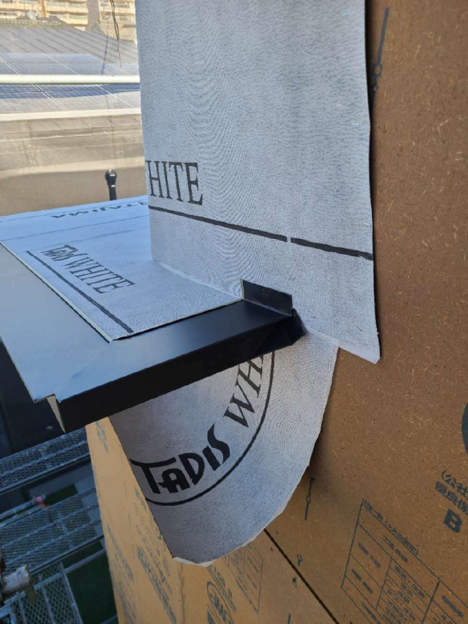 埼玉県吉川市M様邸注文住宅新築工事は先張りルーフィングを行いました。