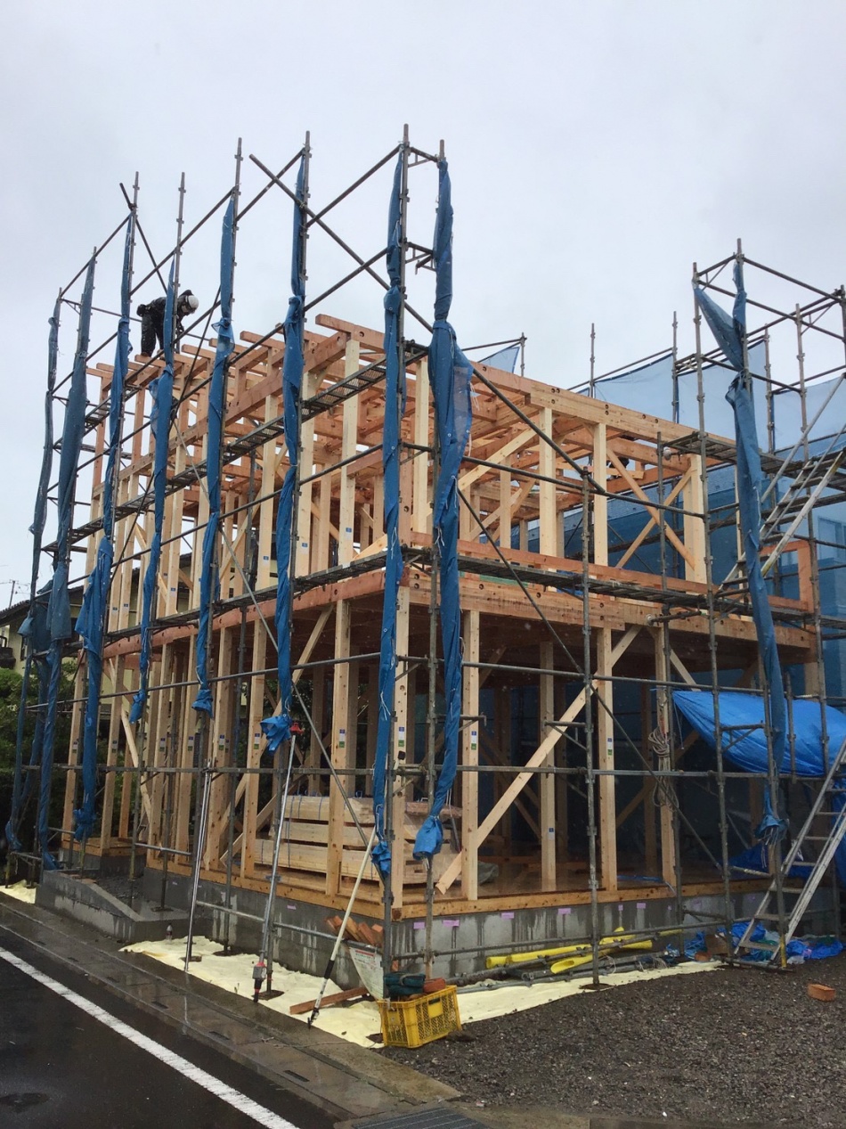 埼玉県吉川市I様邸は上棟いたしました。