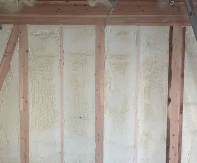 埼玉県三郷市F様ガレージハウス新築工事は吹付け断熱工事を行いました。