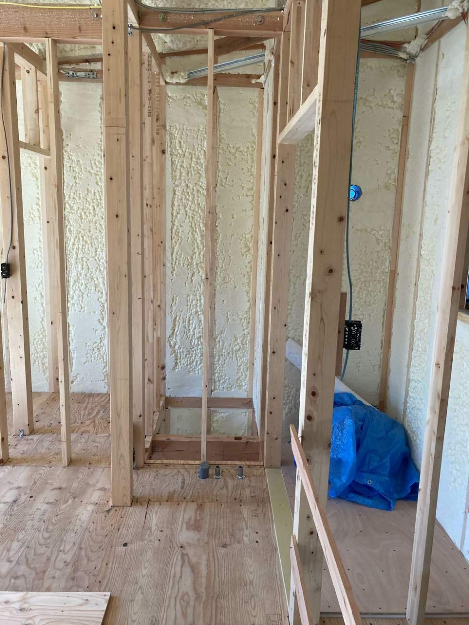 東京都足立区Ｓ様邸注文住宅新築工事は吹付断熱工事を行いました。