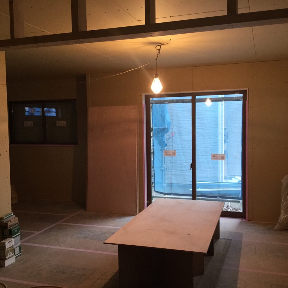 【埼玉県三郷市】Y様邸は木工事中。外壁工事も進んでいます。松井産業 イシンホーム三郷店