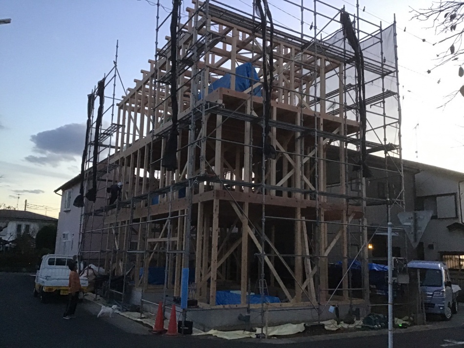 【埼玉県吉川市】I様邸注文住宅新築工事は上棟いたしました。