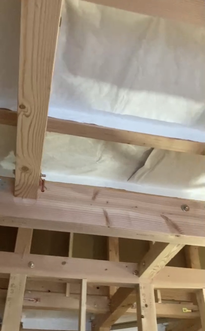 【埼玉県吉川市】M様邸注文住宅新築工事は小屋裏タイベックシルバーを施工