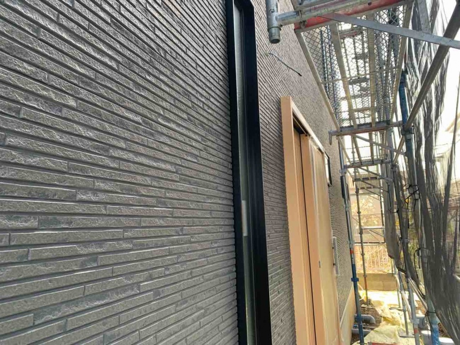 埼玉県吉川市M様邸注文住宅新築工事は外壁工事中です。