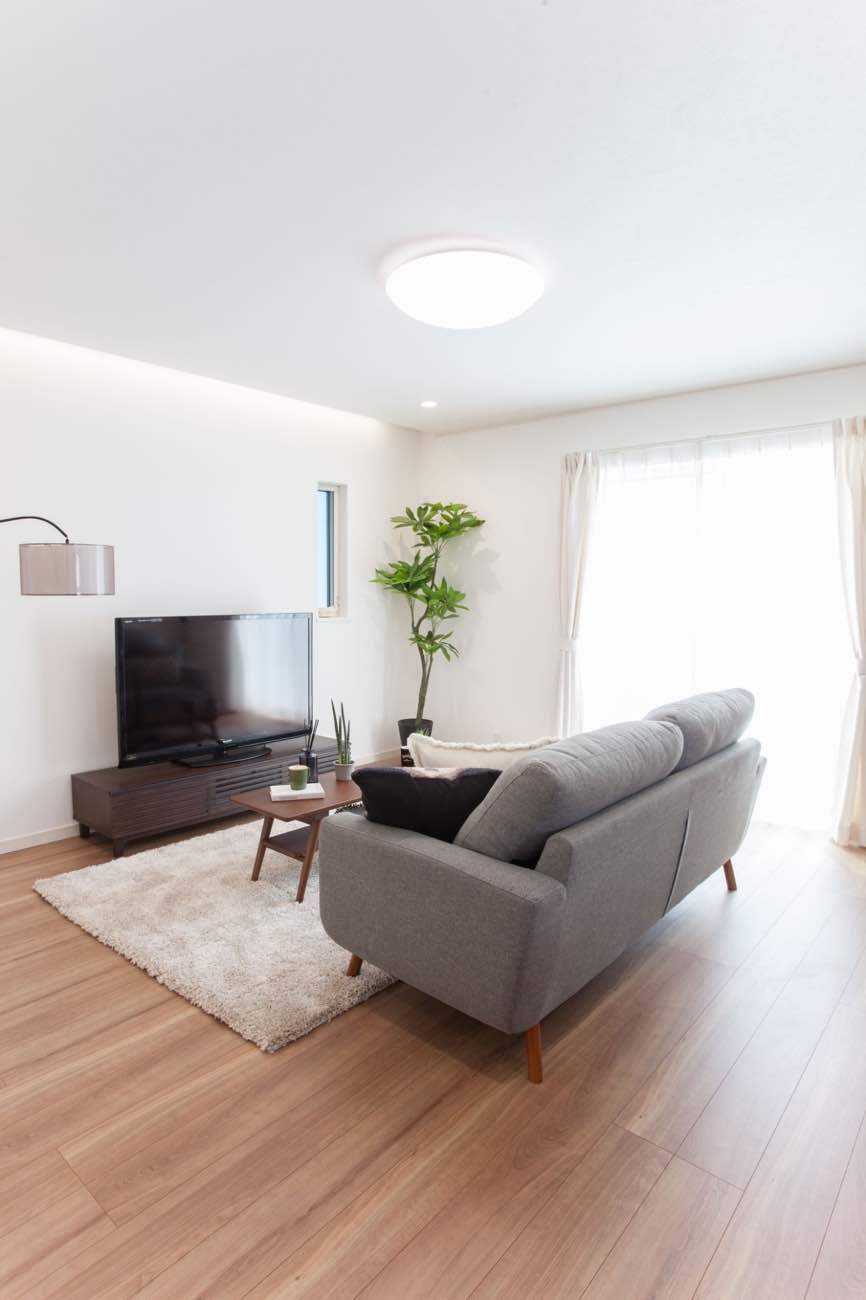 【埼玉県三郷市】S様邸はクリーニング後家具設置です。