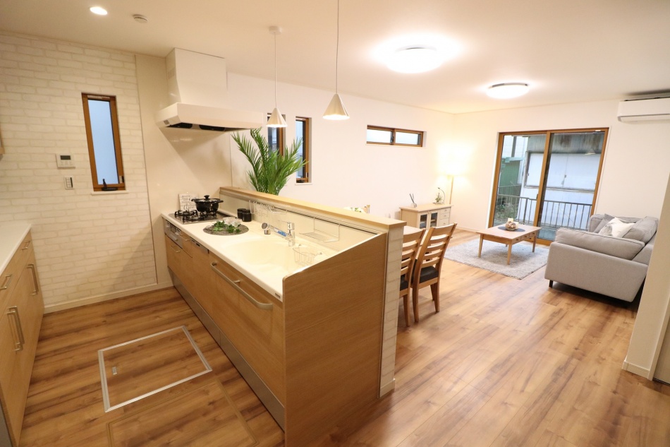 吉川市T様邸は1/18(土)1/19(日)見学会を行います。