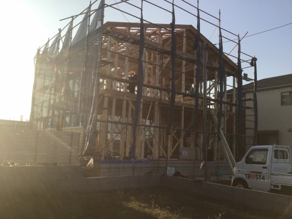 吉川市O様邸は上棟しました。松井産業