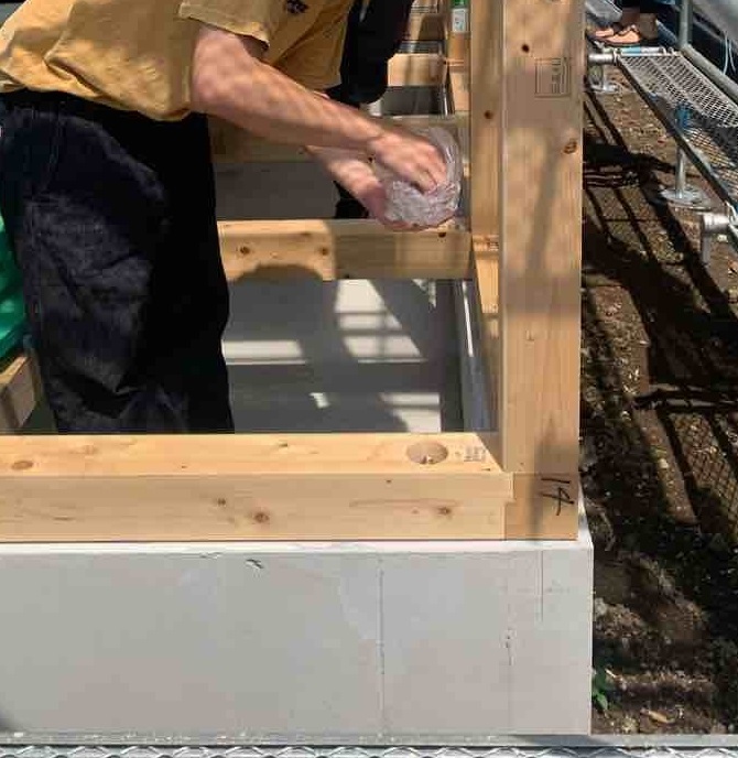 【埼玉県三郷市】E様邸注文住宅新築工事は上棟後のお清めを行いました。