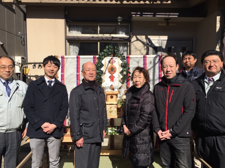 足立区S様邸建替え工事は旧宅の解体お清めでした。