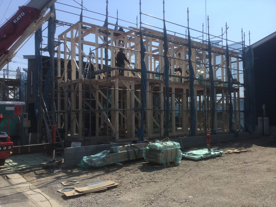 イシンタウン吉川美南C棟T様邸は上棟しました。