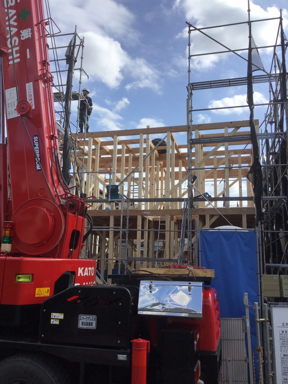 吉川市T様邸は上棟しました。松井産業