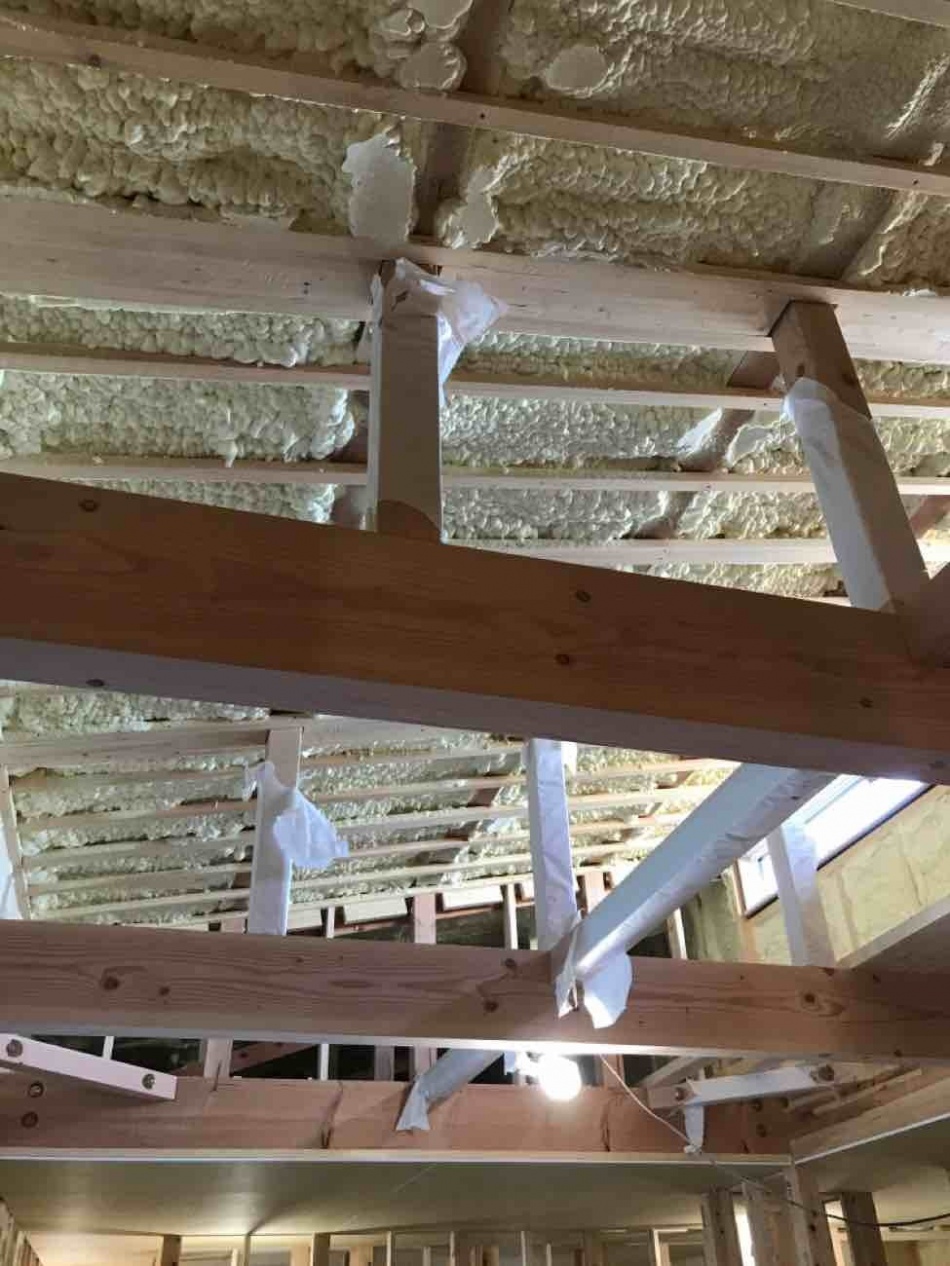 埼玉県越谷市N様邸注文住宅新築工事は天井ボード張りを行いました。