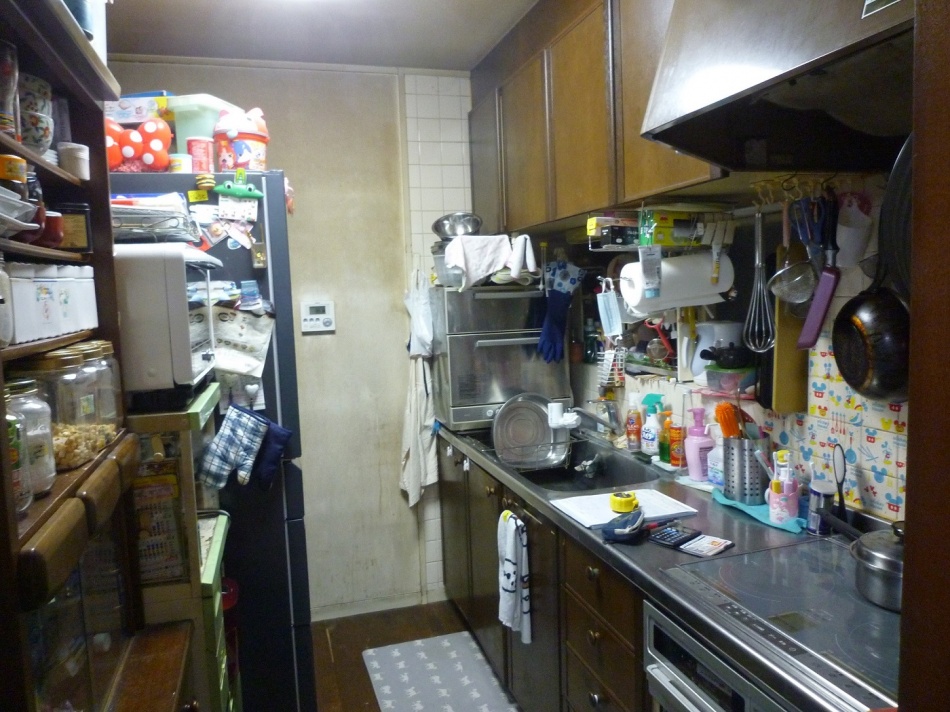 【埼玉県八潮市】T様邸キッチン交換工事が始まります。