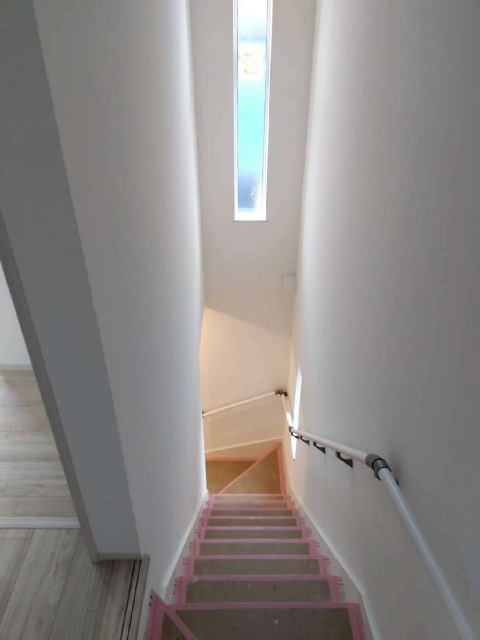 埼玉県八潮市I様邸注文住宅バイクガレージハウスは内装クリーニングを行っています。