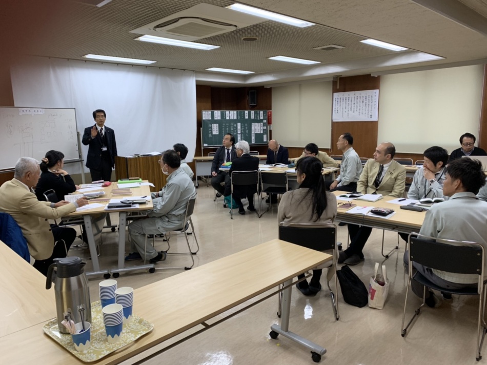 会社の歴史を社員に伝えています。