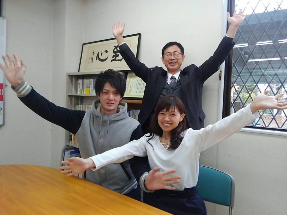 吉川市S様土地媒介契約後に記念撮影をさせていただきました。