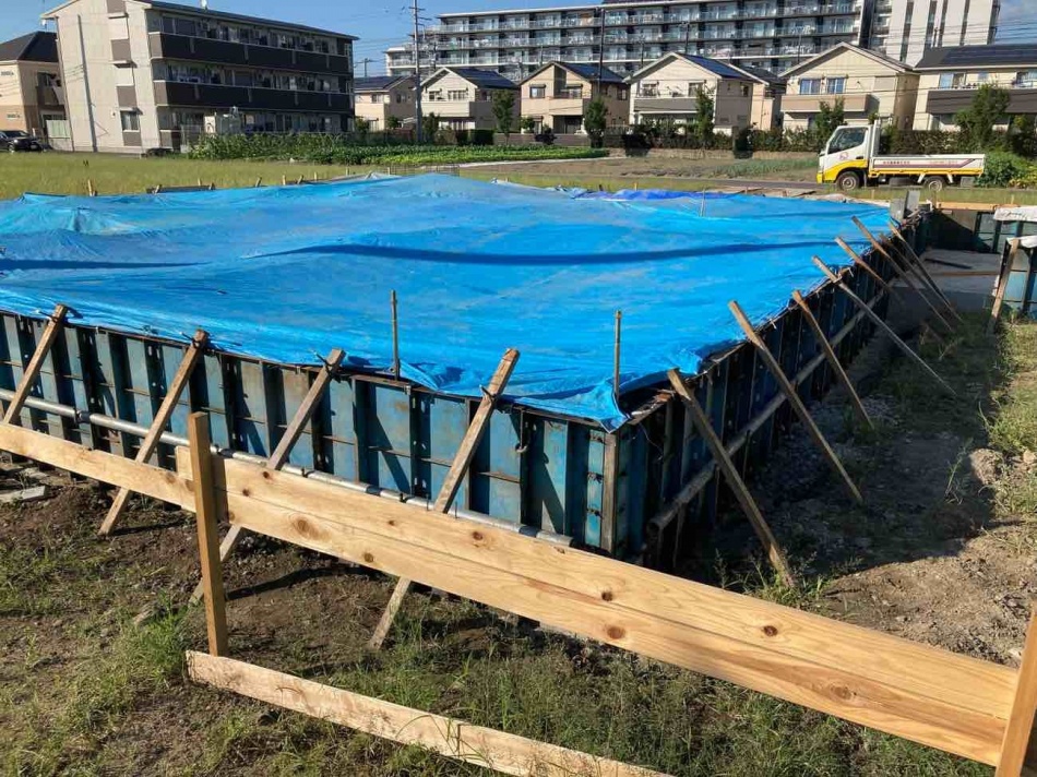 埼玉県吉川市T様邸注文住宅新築工事は基礎工事コンクリート打設を行いました。