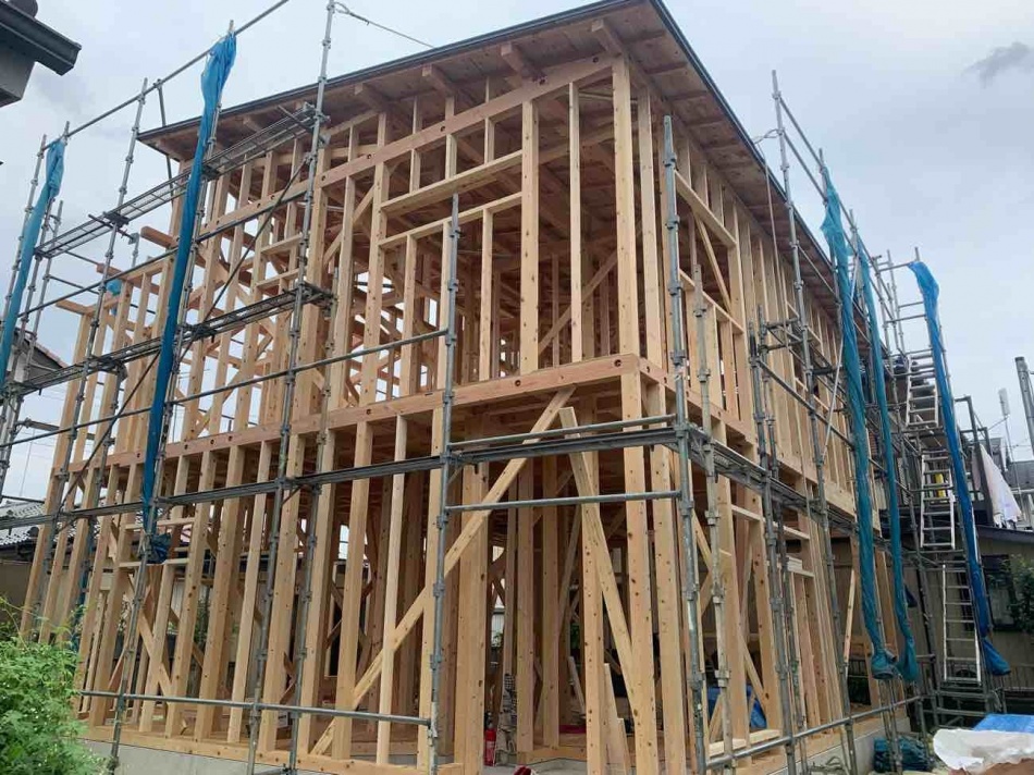 埼玉県久喜市T様邸注文住宅新築工事は上棟後のお清めを行いました。